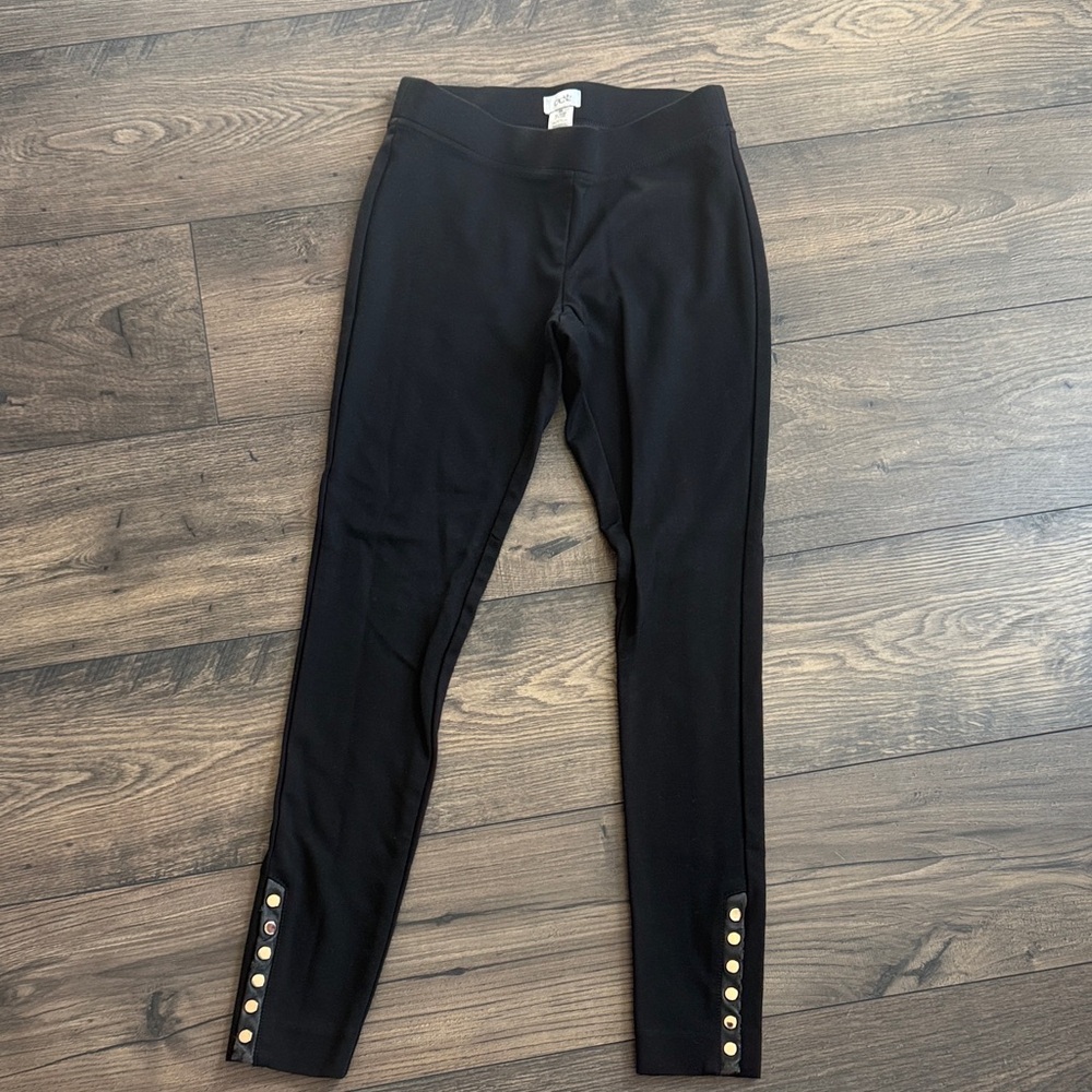 Cache sz XS Black Leggings with Gold Button Accents W/Leather Trim
